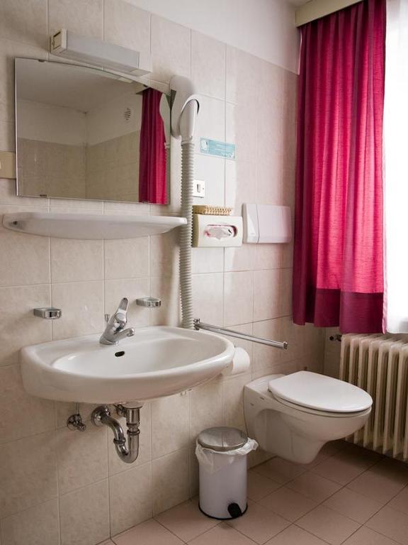Hotel Olympia Сельва-ди-Валь-Гардена Номер фото